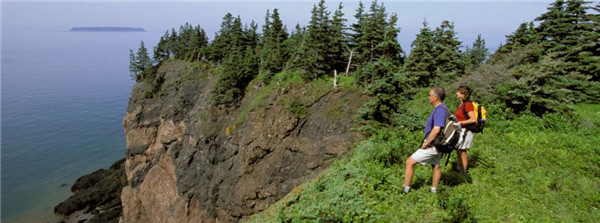 cape_chignecto_hikers.jpg