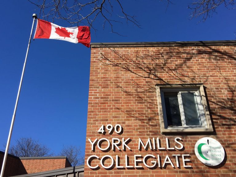 York Mills Collegiate Institute.jpg